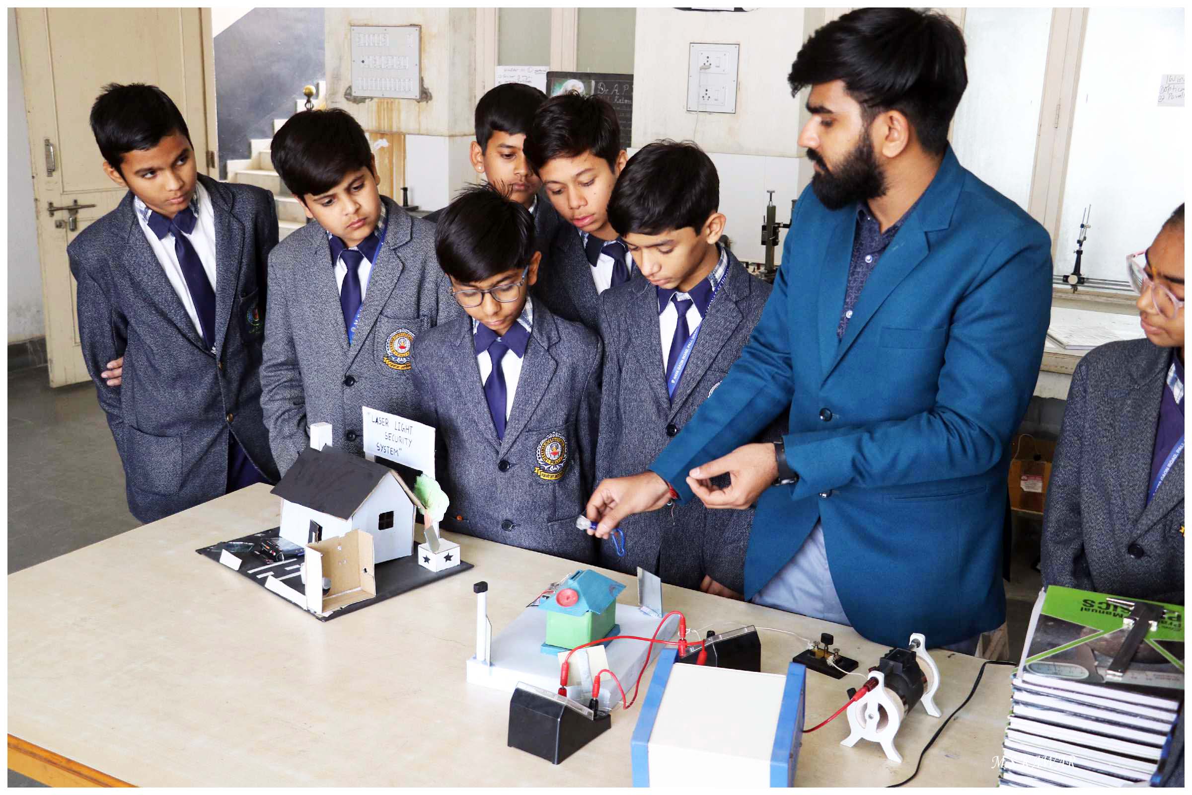 Science Lab (18)