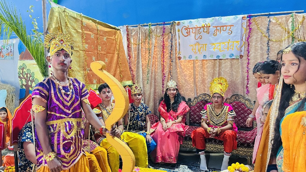 Jhanki (5)